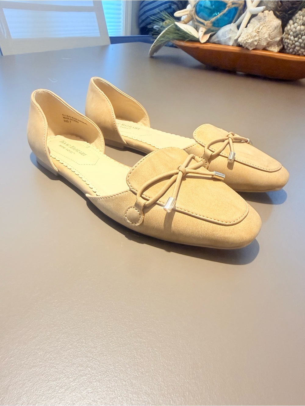 Isaac Mizrahi Tan D'Orsay Loafers with Bow Accent Size 7.5 - Picture 7 of 11